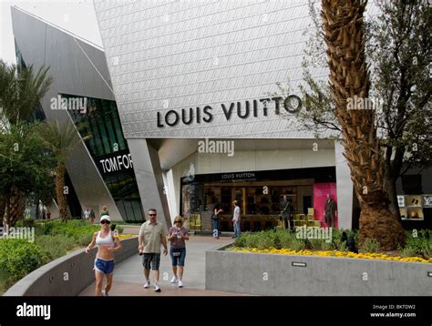 buying louis vuitton in vegas|las vegas louis vuitton outlet.